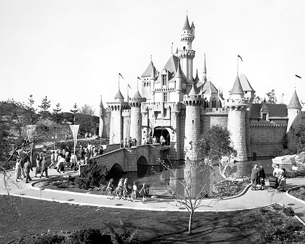 Disneyland (entrance to Sleeping Beauty’s Enchanted Castle), 1857 © Everett Collection / Bridgeman Images